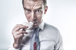 40代でリストラされ失業後、再就職で年収アップする方法