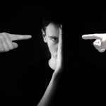 仕事の人間関係だと割り切る方が人間関係がうまくいく理由と割り切るコツ